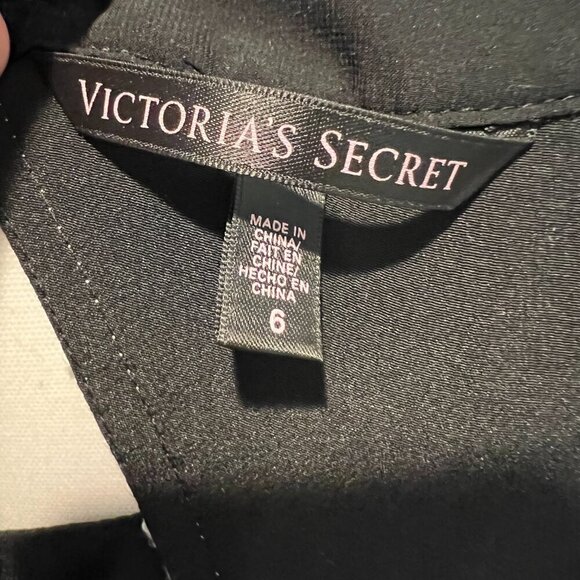 Victoria's Secret Cream Lace Midi Dress with Black Bow, Size 6 - Picture 15 of 16